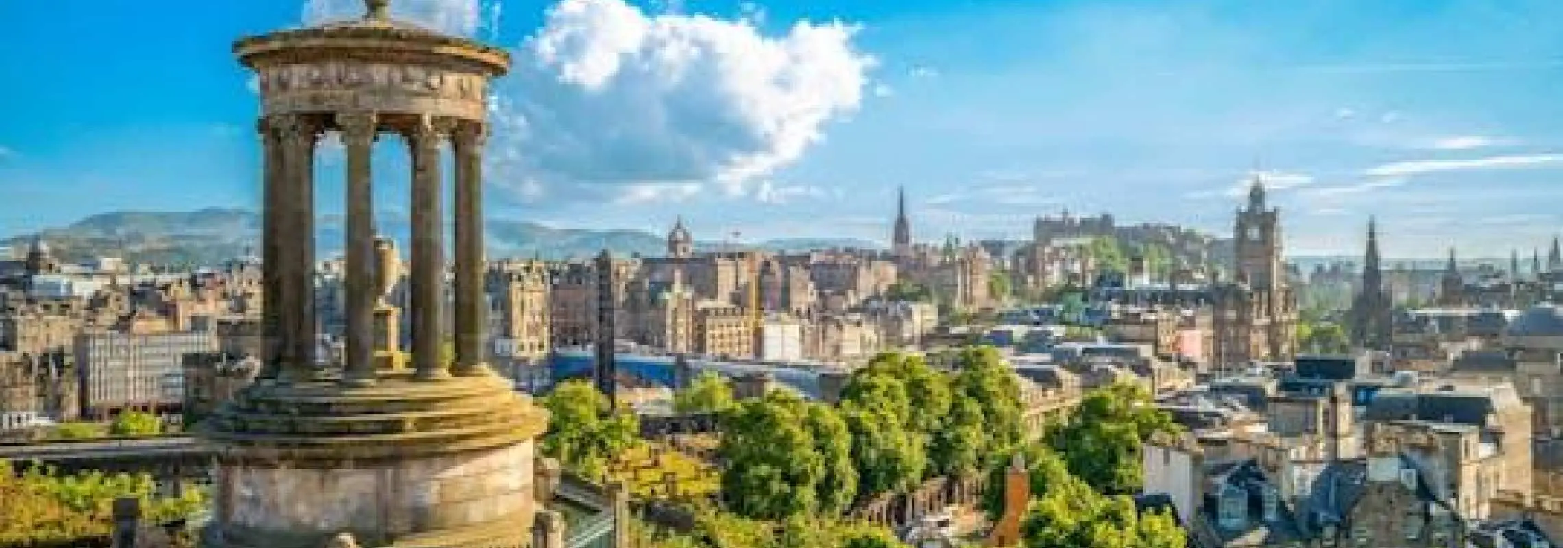 Self-guided audio tour of Edinburgh's old town highlights