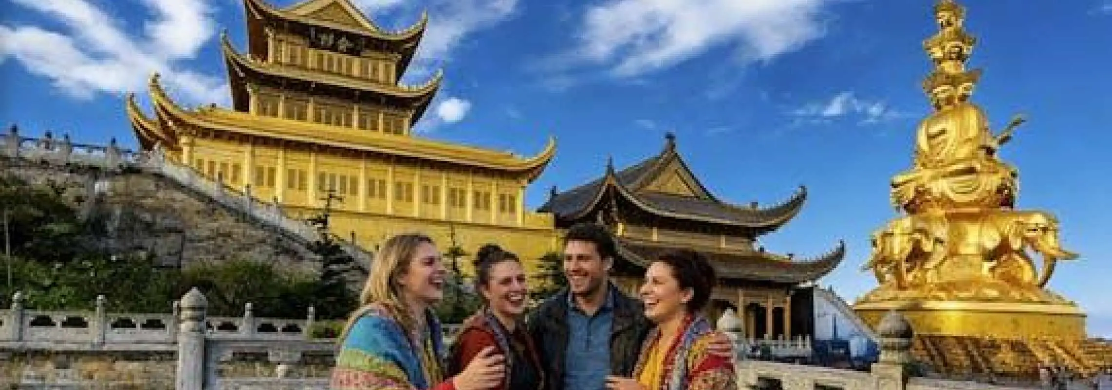 Private tour from Chengdu to Mount Emei with lunch and cable car