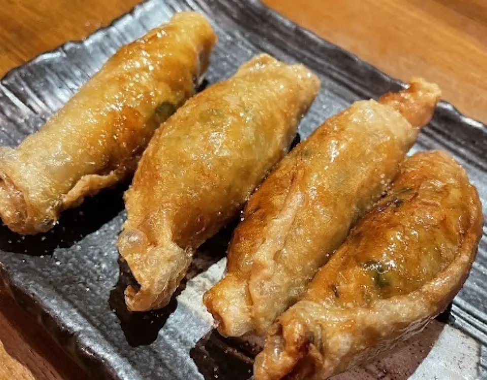 Yao and Kashiwara, Osaka Prefecture | Tori Zukushi En (Tori