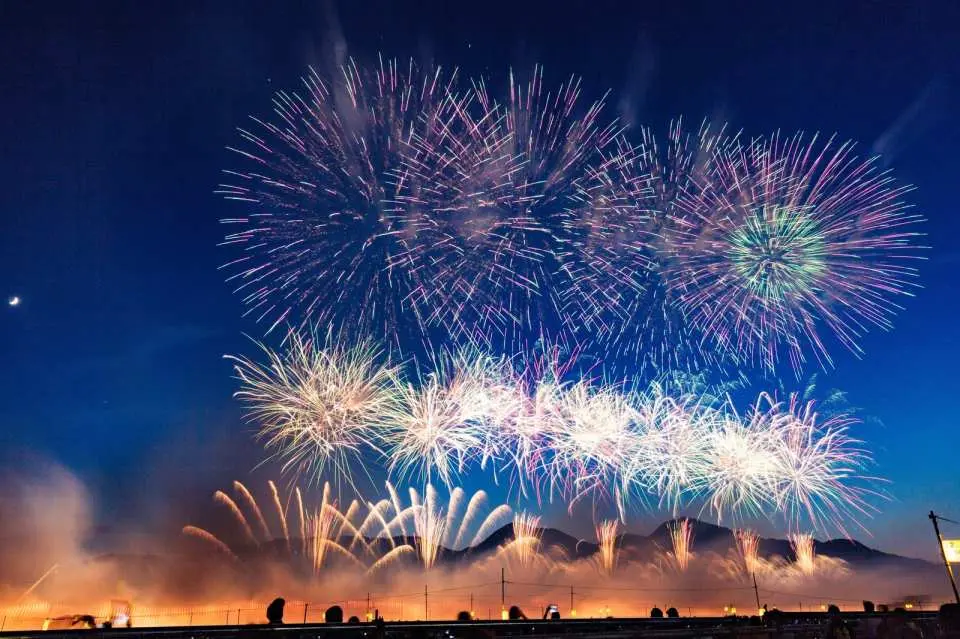 たかやなぎ　　大曲花火　2人分  大曲現地で手渡し可能 8月29日 大曲花火鑑賞ツアー - KKday