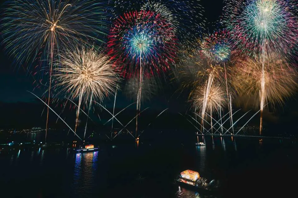 2枚 定価8,000 ねぶた祭り 最終日(8/7) 花火大会チケット 第71回青森花火大会 2025/08/07(木) | チケット GETTIIS