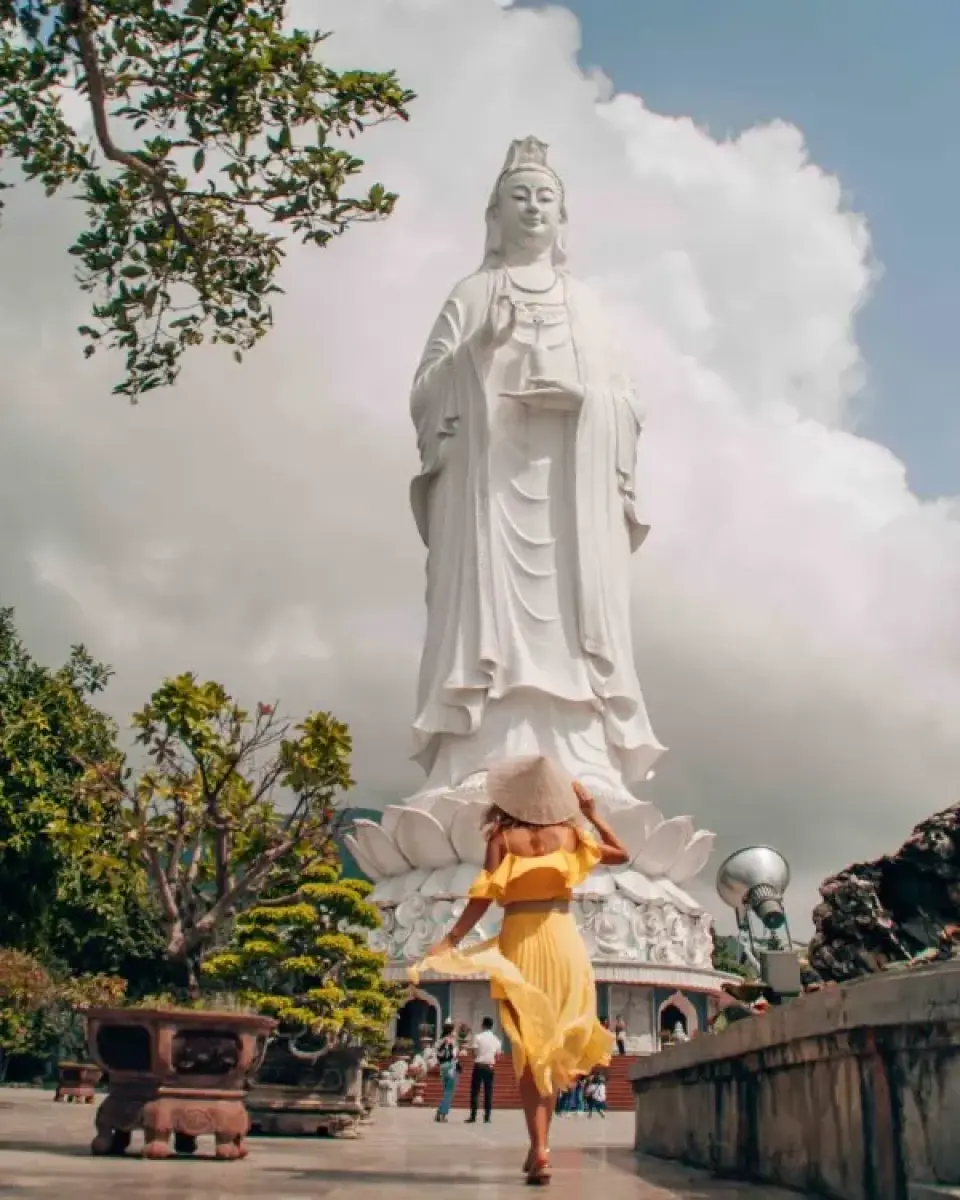 ベトナム、ダナン/ホイアン発、五行山（マーブルマウンテン