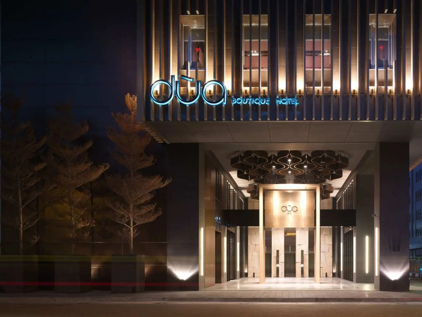 Check into Kaohsiung Hotel (Hotel dùa) and enjoy a wonderful night