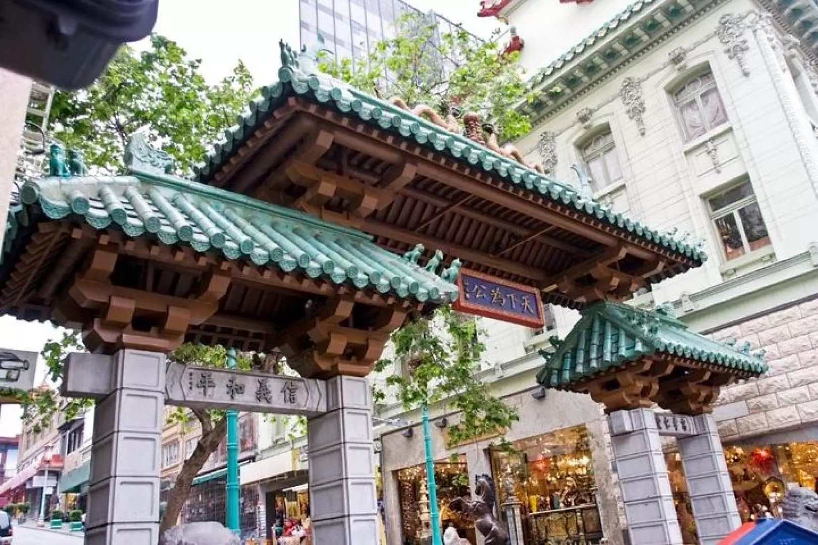 China Town & North Beach Walking Food Tour in San Francisco