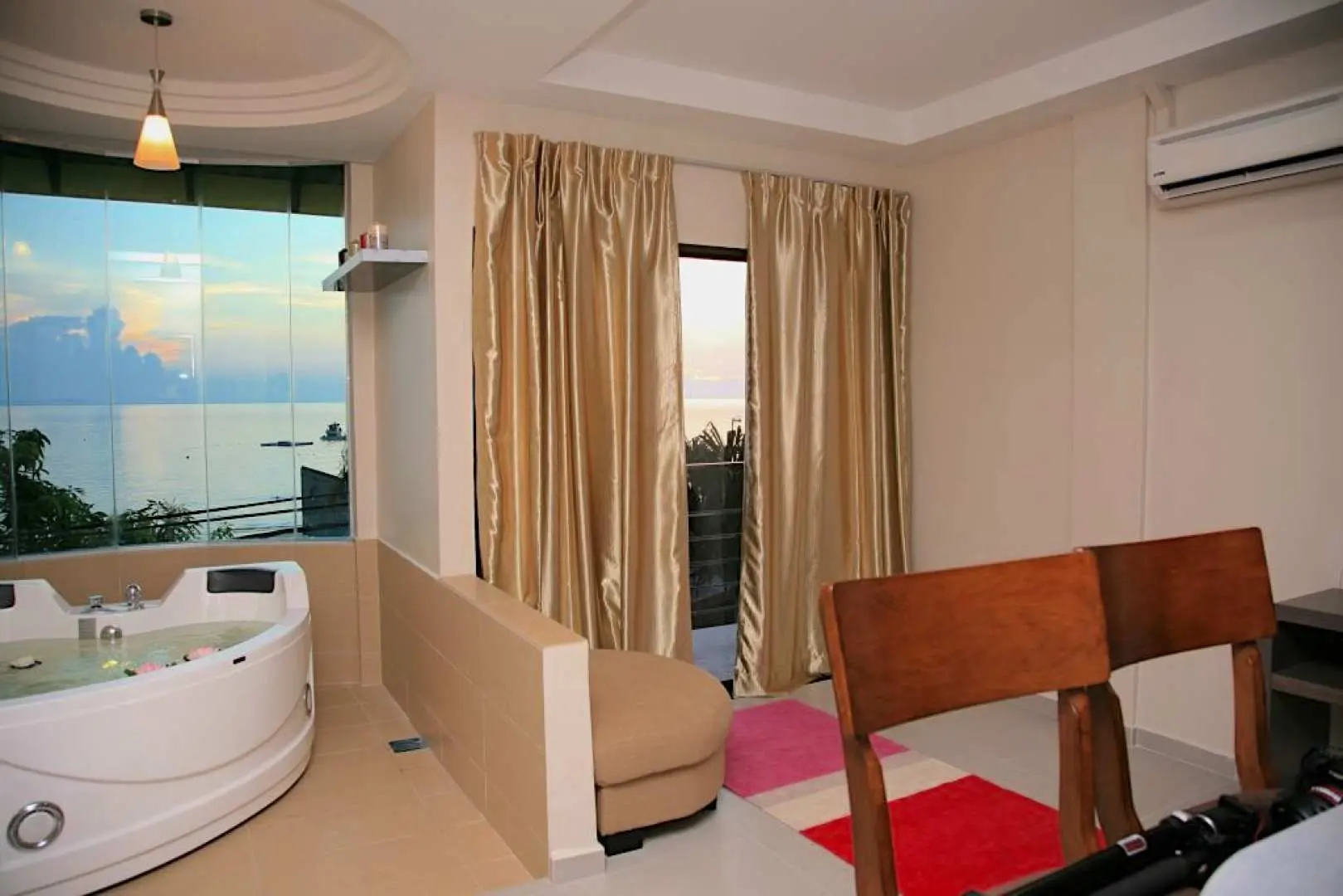 Enjoy a relaxing and fun-filled staycation at Sun Beach Resort in Tioman Island, Malaysia