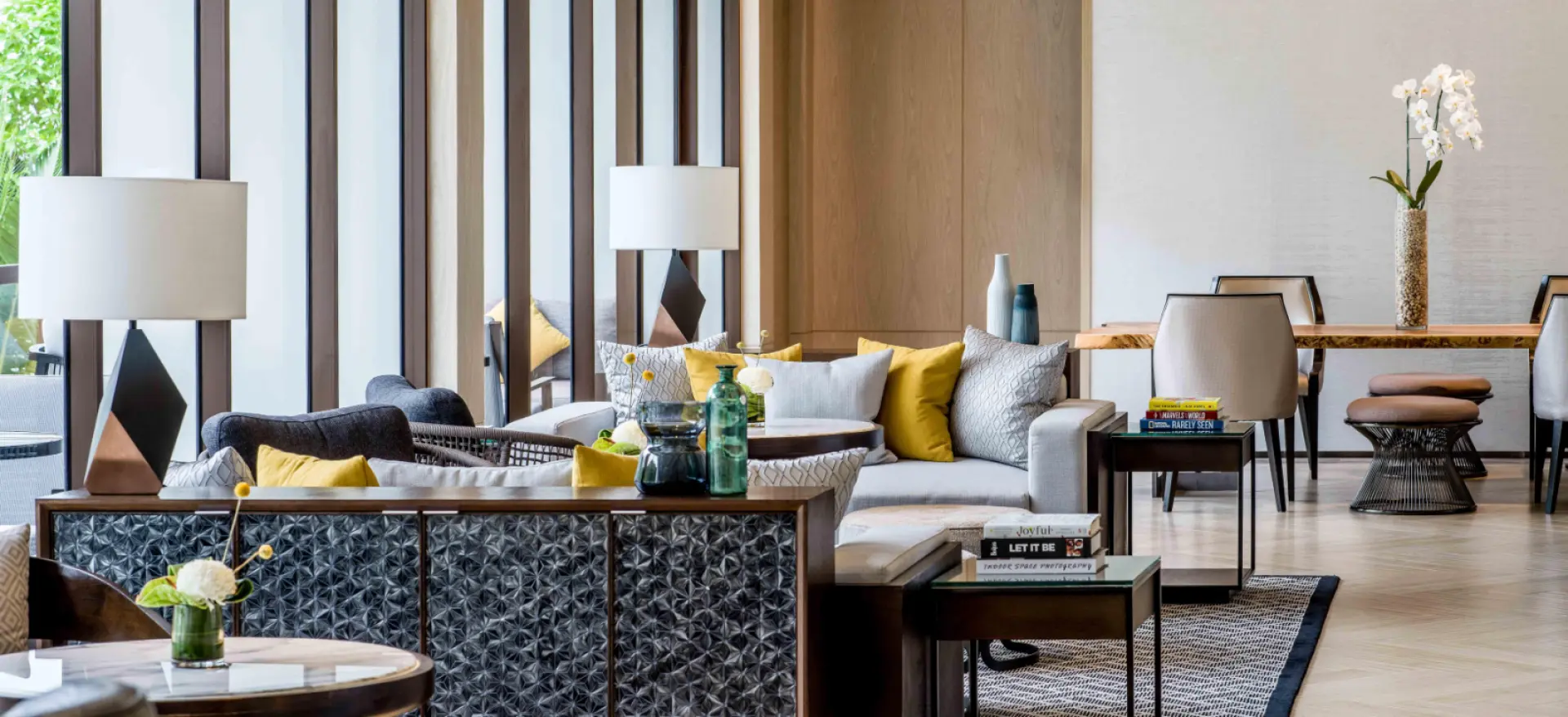 Worklounge at Luxury Hotel Executive Lounge Ticket