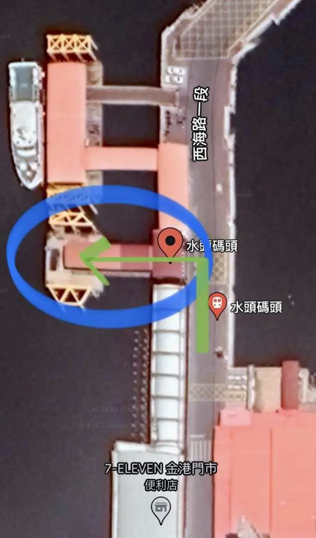 金門港口登船地點導覽地圖，清晰標示遊艇碼頭與周邊設施，方便遊客找到秘境巡航的集合點。