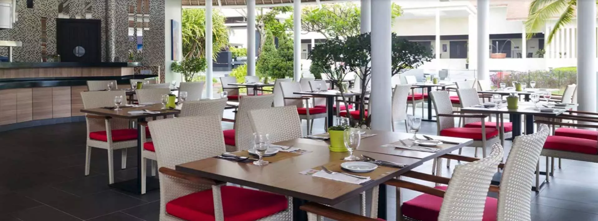 The open space, airy Sepoi-Sepoi is your casual and communal dining spot