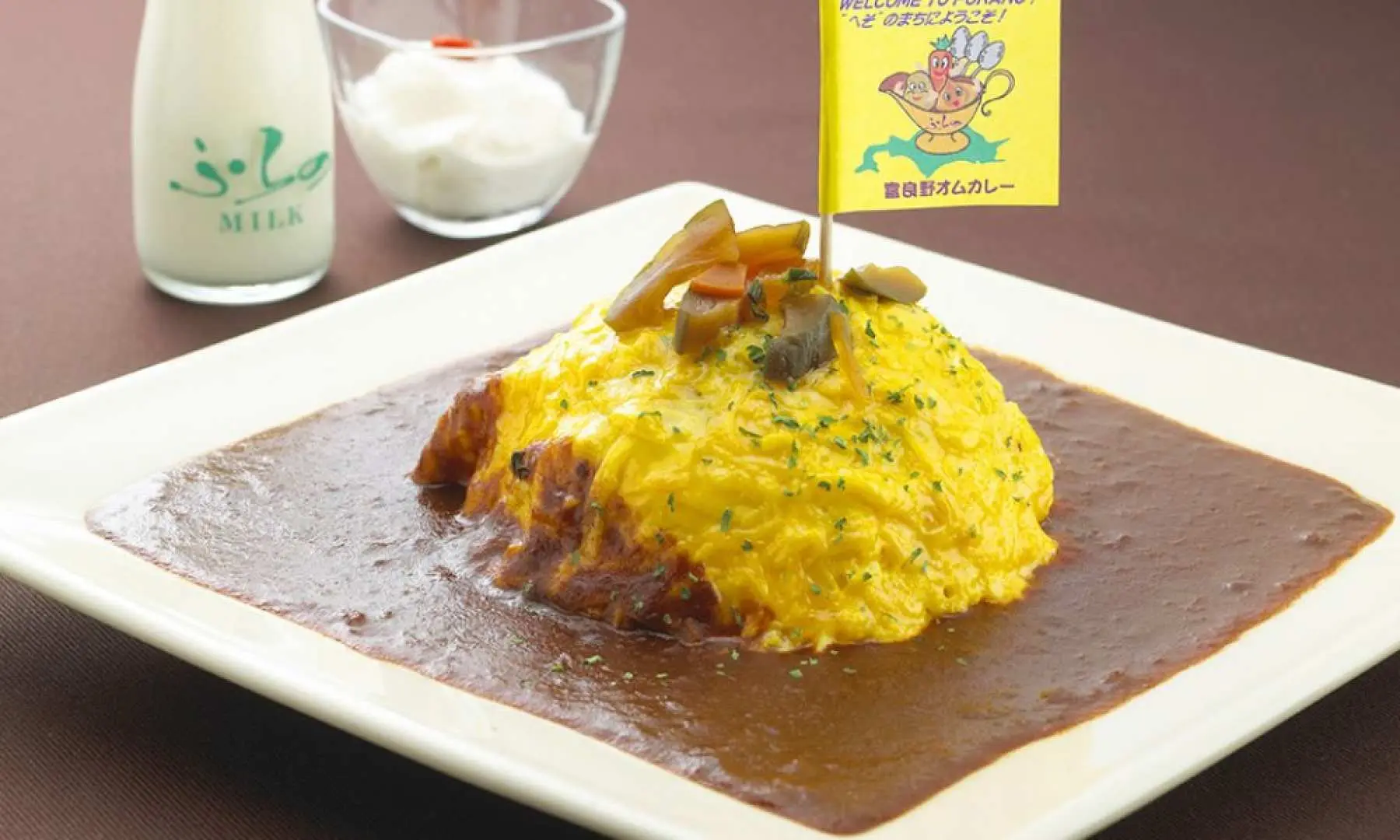 Visiting Farm Tomita & Biei Blue Pond & Local Specialty Curry Omelet Rice Tasting! Hokkaido Day Trip (Sapporo Departure)