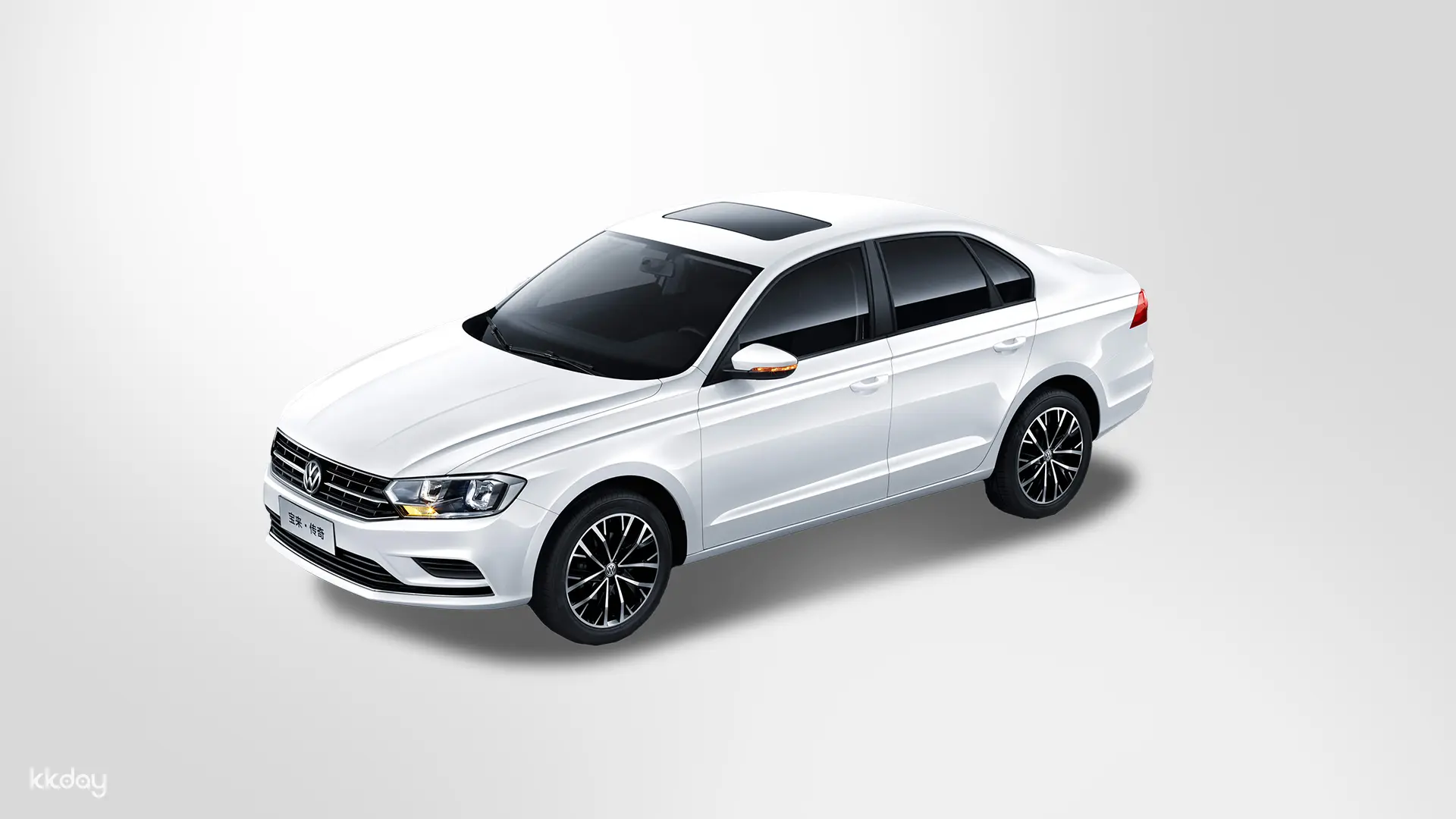 長沙黃花國際機場 (CSX) 接送機服務，提供舒適的白色福斯朗逸轎車，確保您從機場到飯店的交通順暢，輕鬆享受旅程。