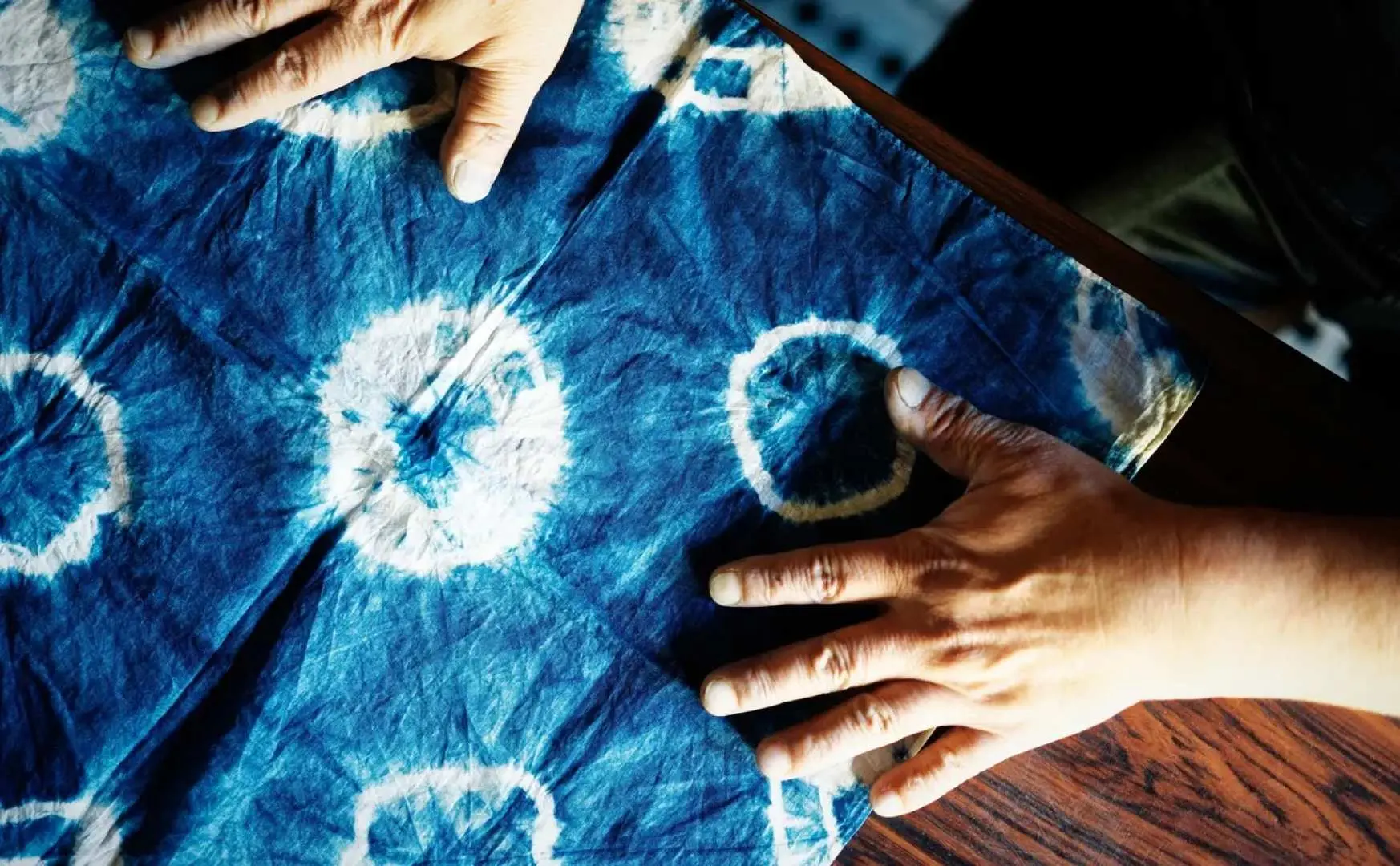 ⚫︎ Wanariya[1h]
At this store, you will experience indigo dyeing of handkerchiefs using real indigo.
You can create your own, one-of-a-kind work of art. You can take it home on the same day.