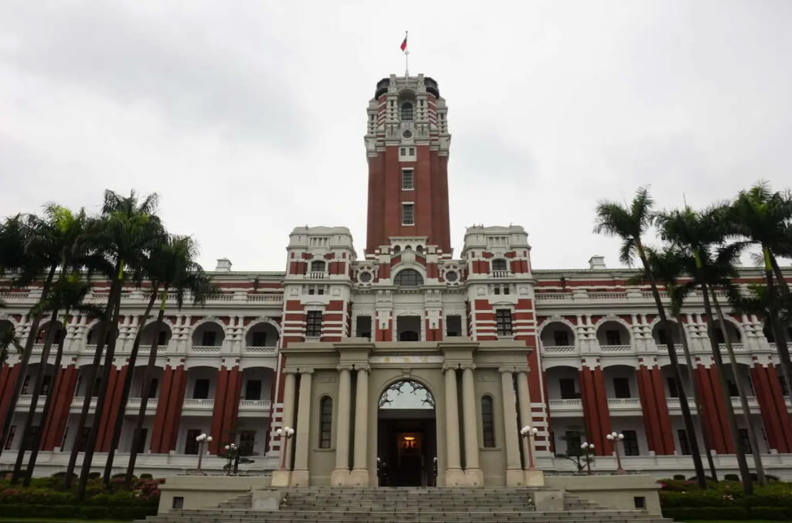 Presidential Palace (appearance)