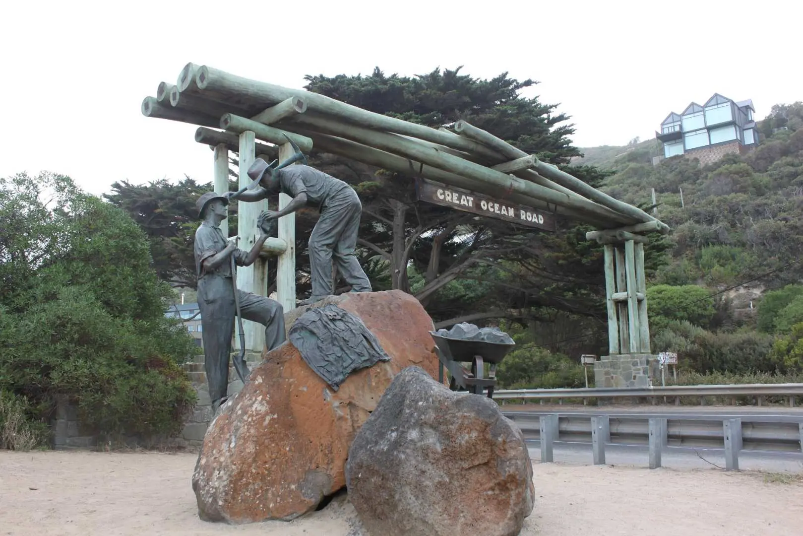 Visit the Memorial Arch, a sculpture to commemorate the construction of roads by veterans of World War I.