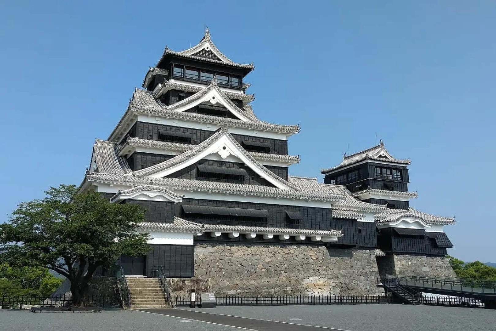 【桃園／熊本〉照●熊本城(遠眺不入內)〉照●櫻之馬場城彩苑〉霧島溫泉】