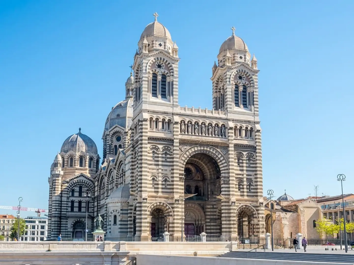 【照●馬賽Marseille〉35公里〉照●普羅旺斯艾克斯Aix-en-Provence〉36公里〉照●馬賽主教座堂Cathédrale La Major】