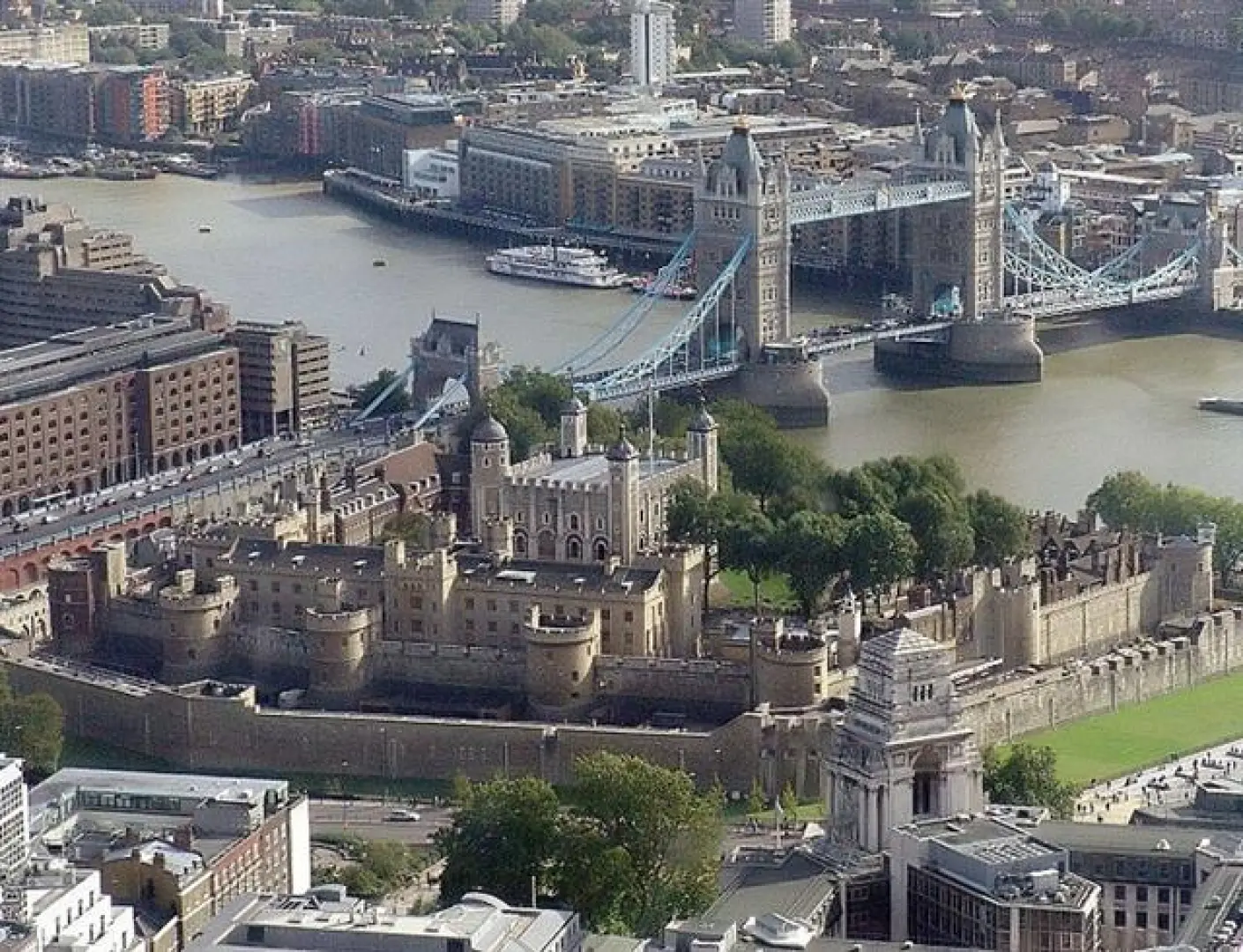 【桃園／倫敦希斯洛機場(約16小時)〉英國United Kingdom〉倫敦London】