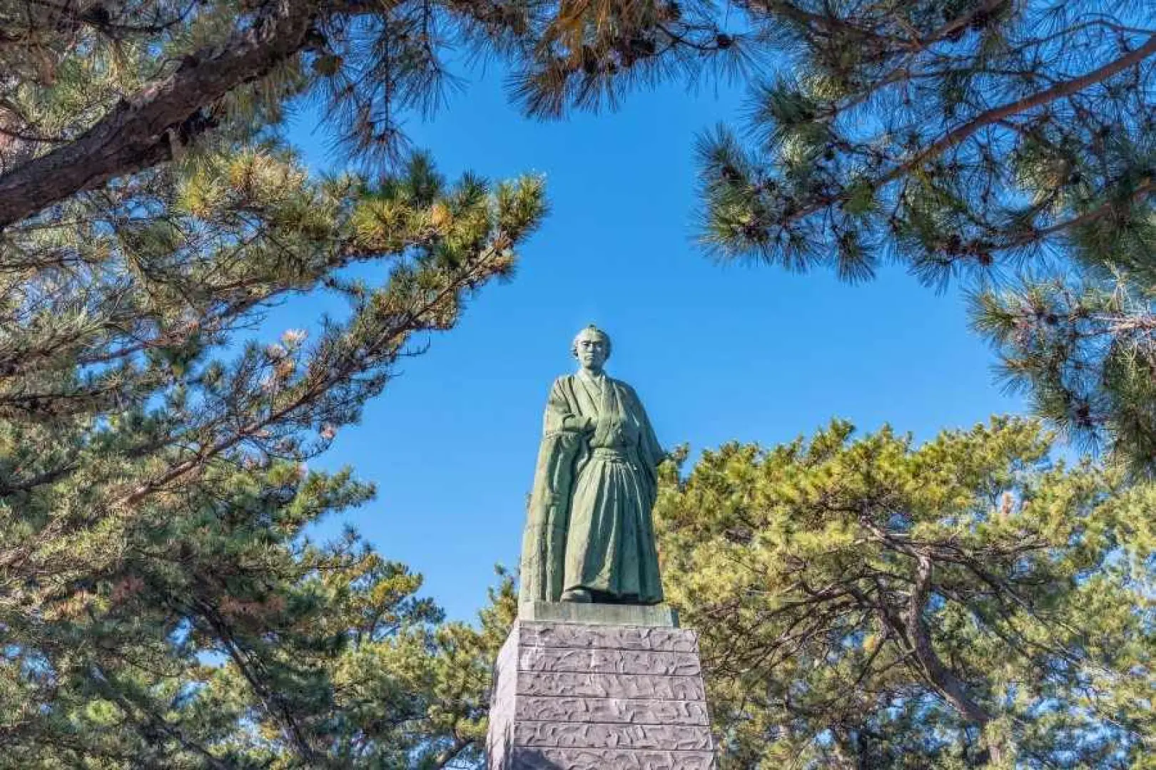 【入●土佐和紙明信片製作體驗〉入●土佐之鄉AGRI COLLETTO〉入●桂濱公園(坂本龍馬像、漫步土佐灣)〉入●弘人市場(高知的廚房)】