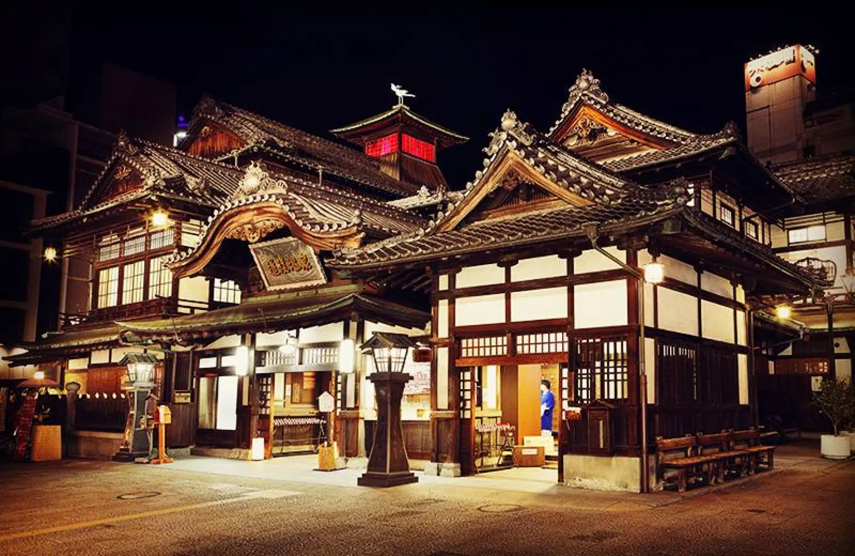 【入●別子礦山淘金體驗〉照●少爺音樂鐘〉照●道後溫泉足湯〉照●神隱少女(湯婆婆的湯屋)〉入●松山城纜車(不上天守閣)】