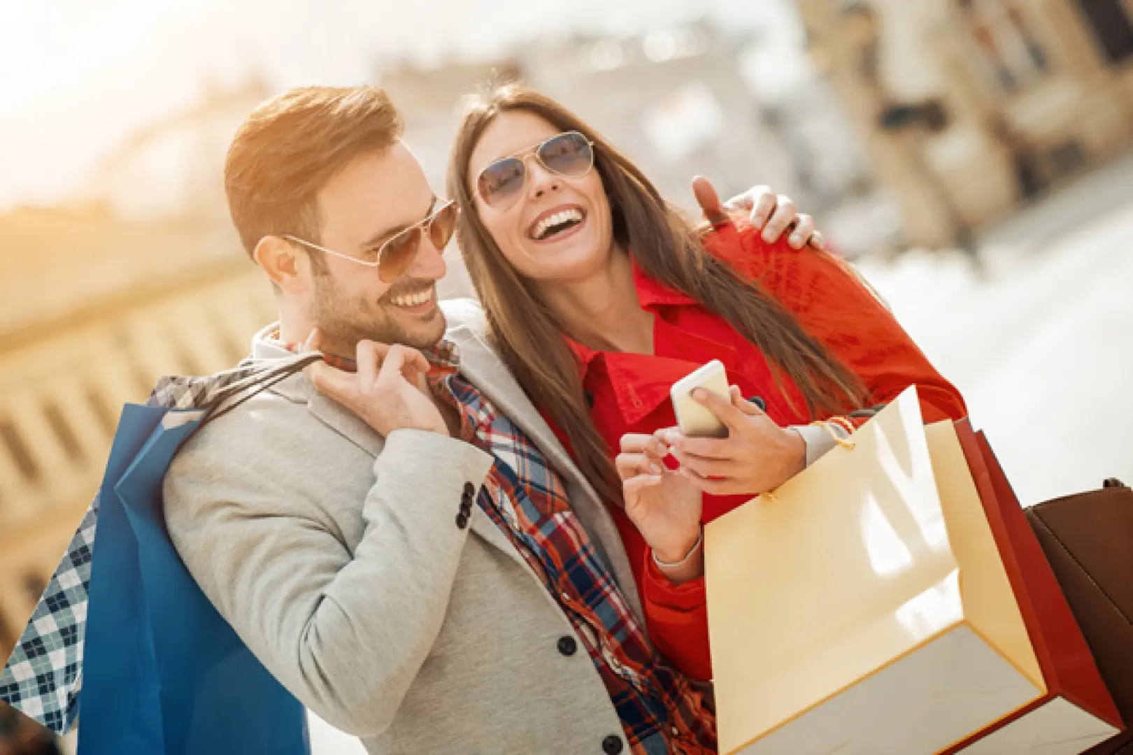 【入●潘朵芙購物村Parndorf Designer Outlet〉35公里〉維也納機場(飛行約11小時15分)/曼谷(飛行約3小時50分)/桃園】