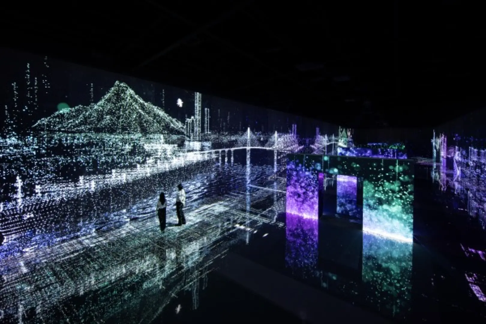 【享受一個沒有MARNING CALL的早晨〉ARTE MUSEUM世界最大沉浸式媒體藝術展覽館〉照●札嘎其海鮮市場〉照●國際市場(南浦洞、光復洞、BIFF國際電影廣場)〉釜山金海國際機場／桃園國際機場】