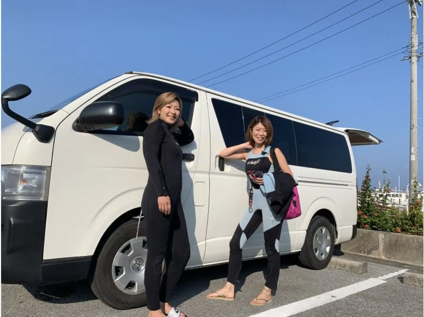 We departed for the point in the shop's car. It took about 10 minutes by car!