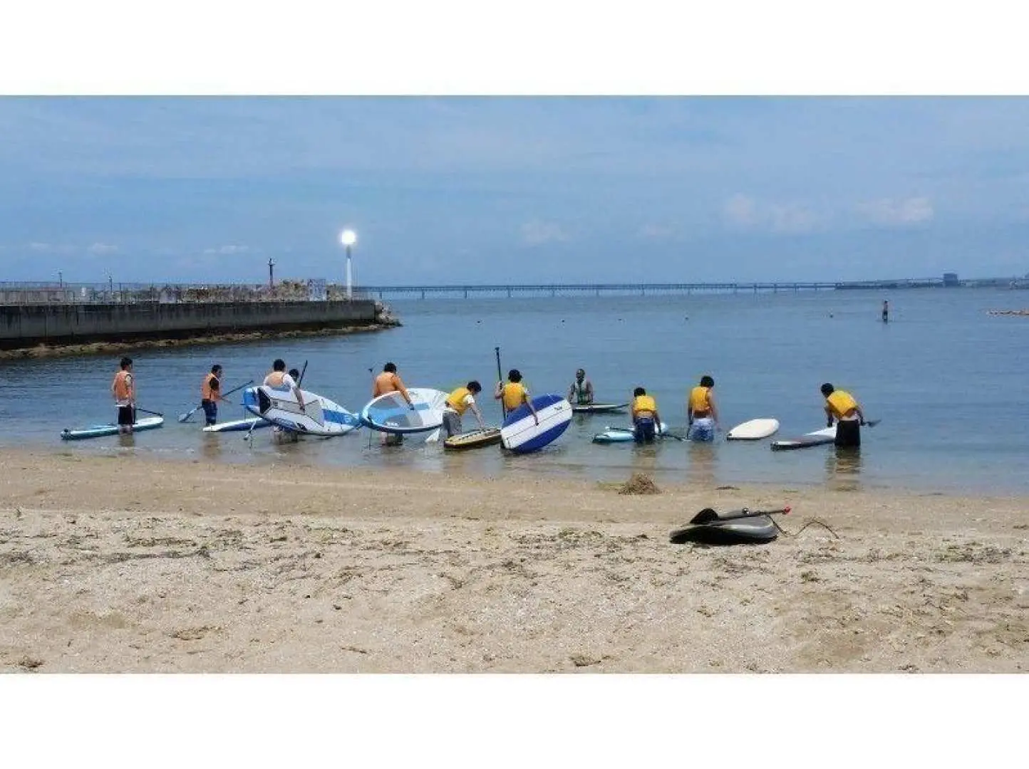 いざ出陣～！。リーシュ（流れ止め）を足首に付けて、いざ出陣～～
