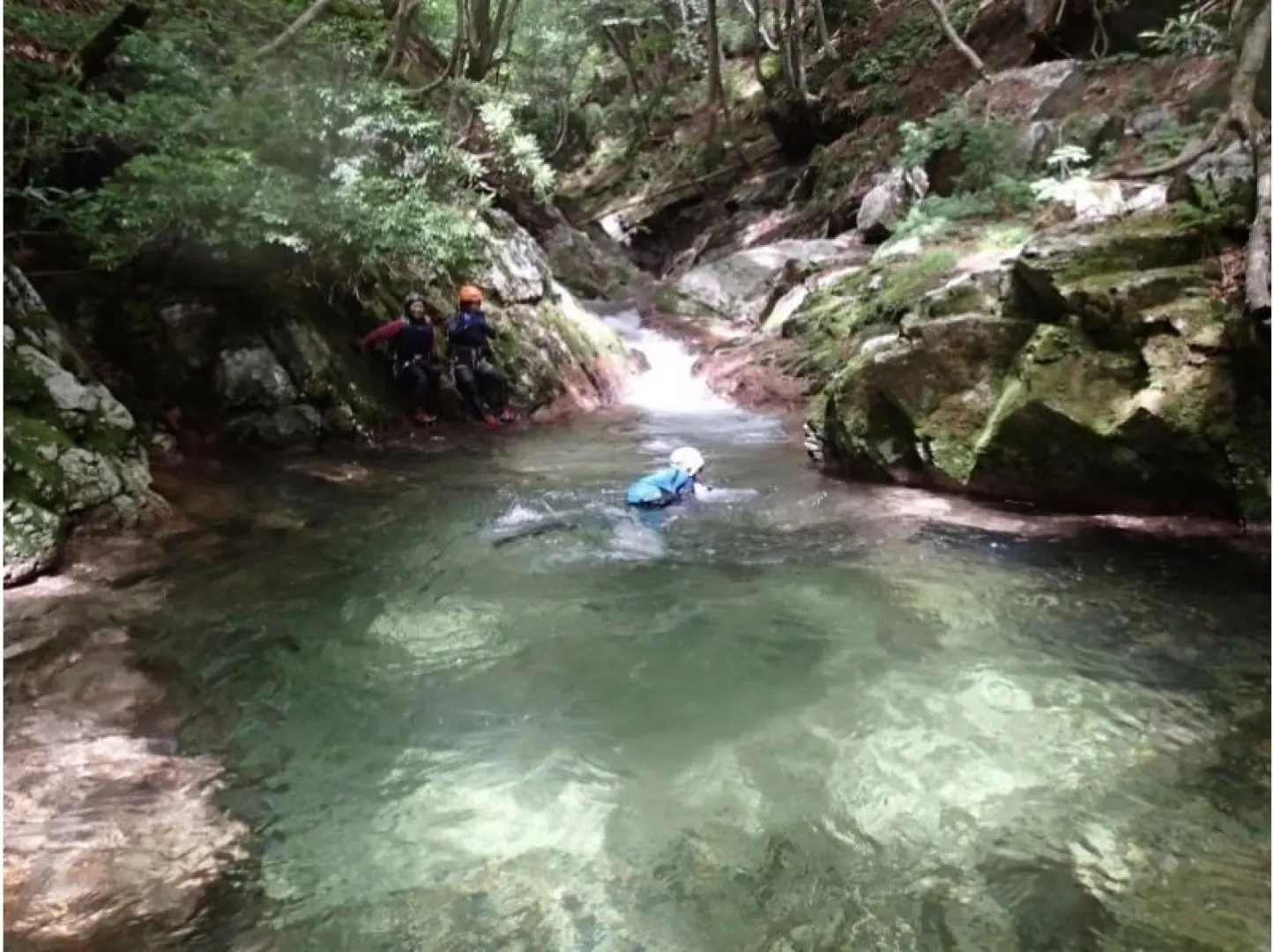 Shower Climbing Advanced Course. This tour is more like "Sawa Climbing" than "Shower Climbing".
