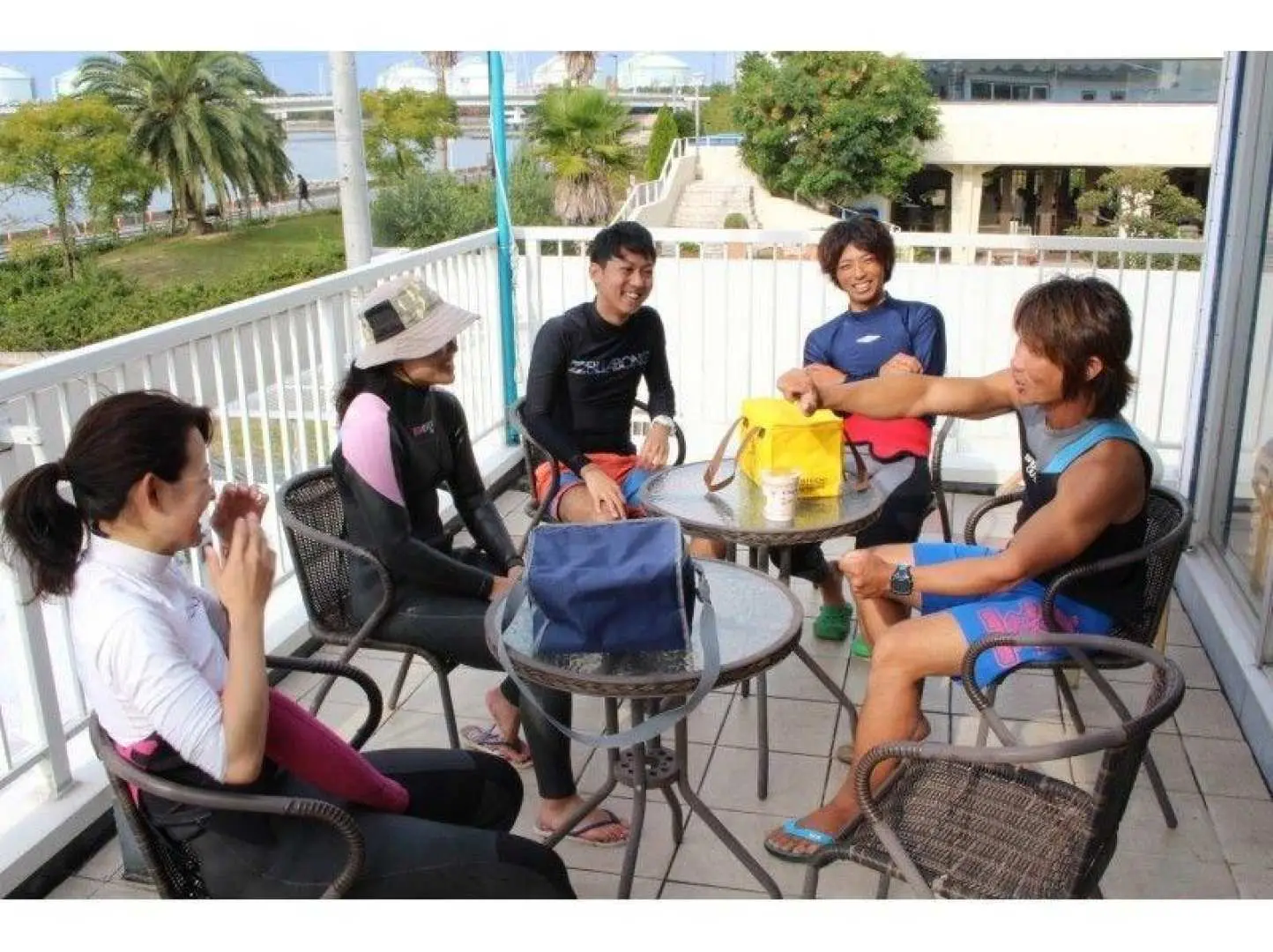 スクール終了。道具片付け後、着替えなど。
シャワー、ドライヤー、完備。