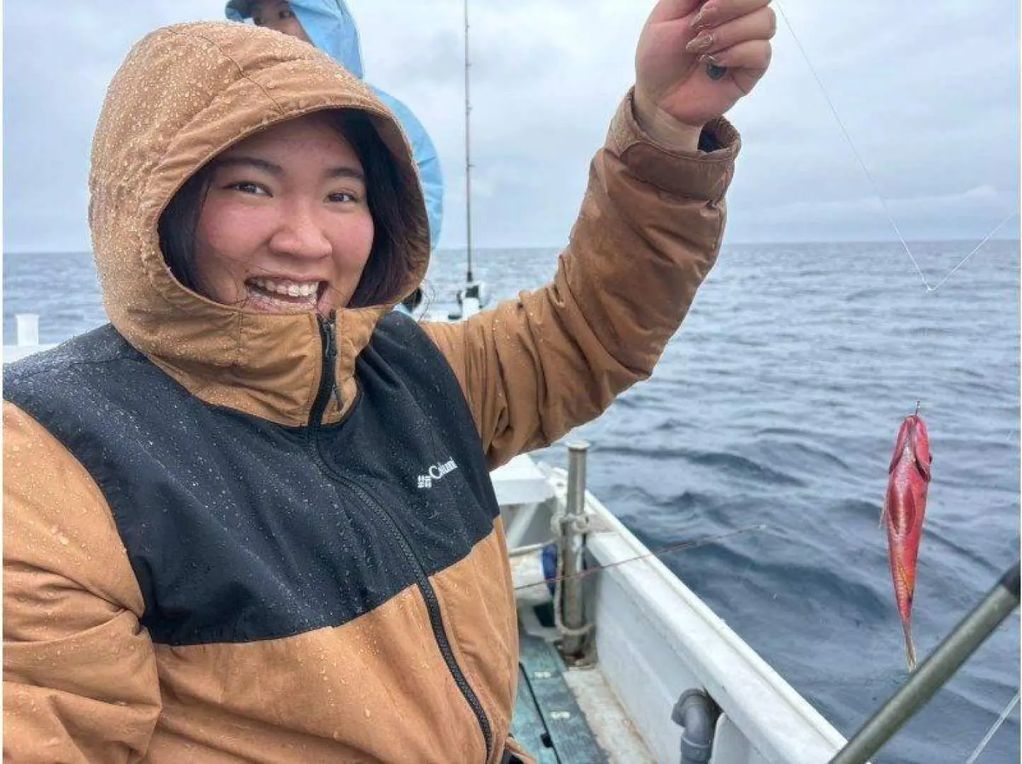 太可愛了。還有熱帶魚呢。