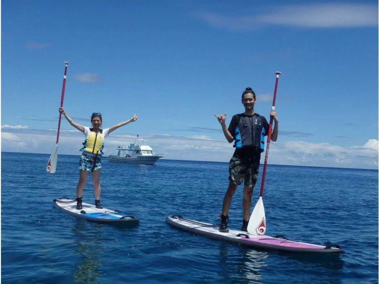 Once you're comfortable, try standing up! Once you're used to paddling and the board, it's time to stand up!