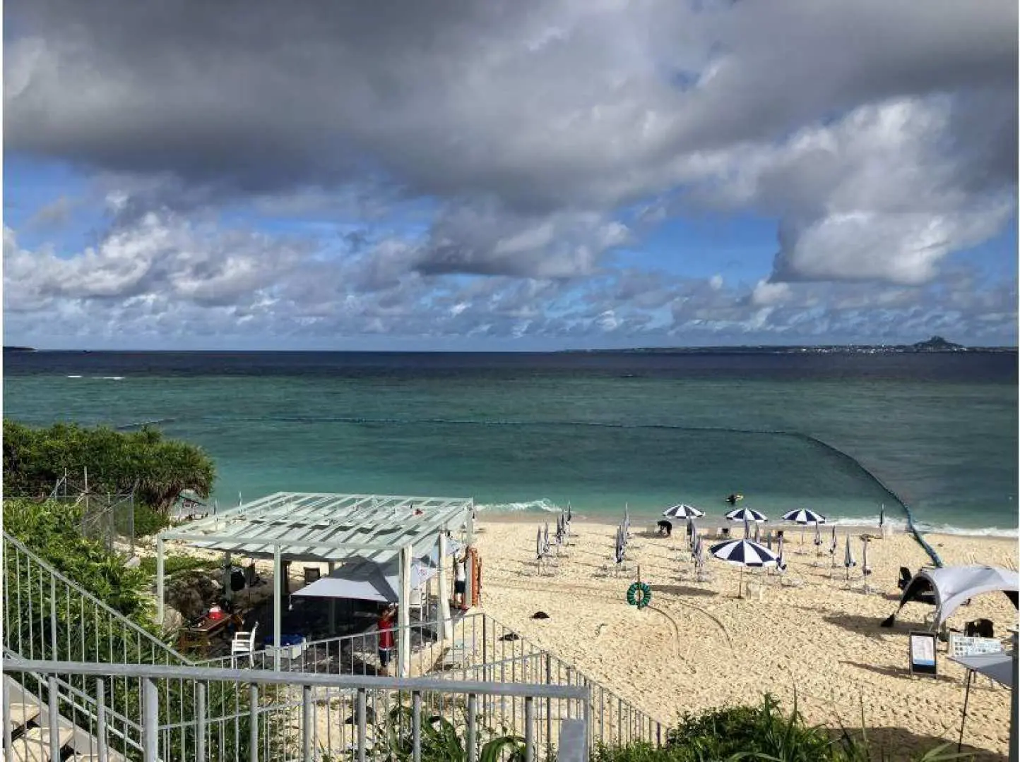 Banana boat skin diving tour completed. Please return your equipment next to the reception area at Sesoko Beach.

Banana boat skin diving tour completed.

Thank you for participating!

*Arrival time may be delayed depending on tides and sea conditions.