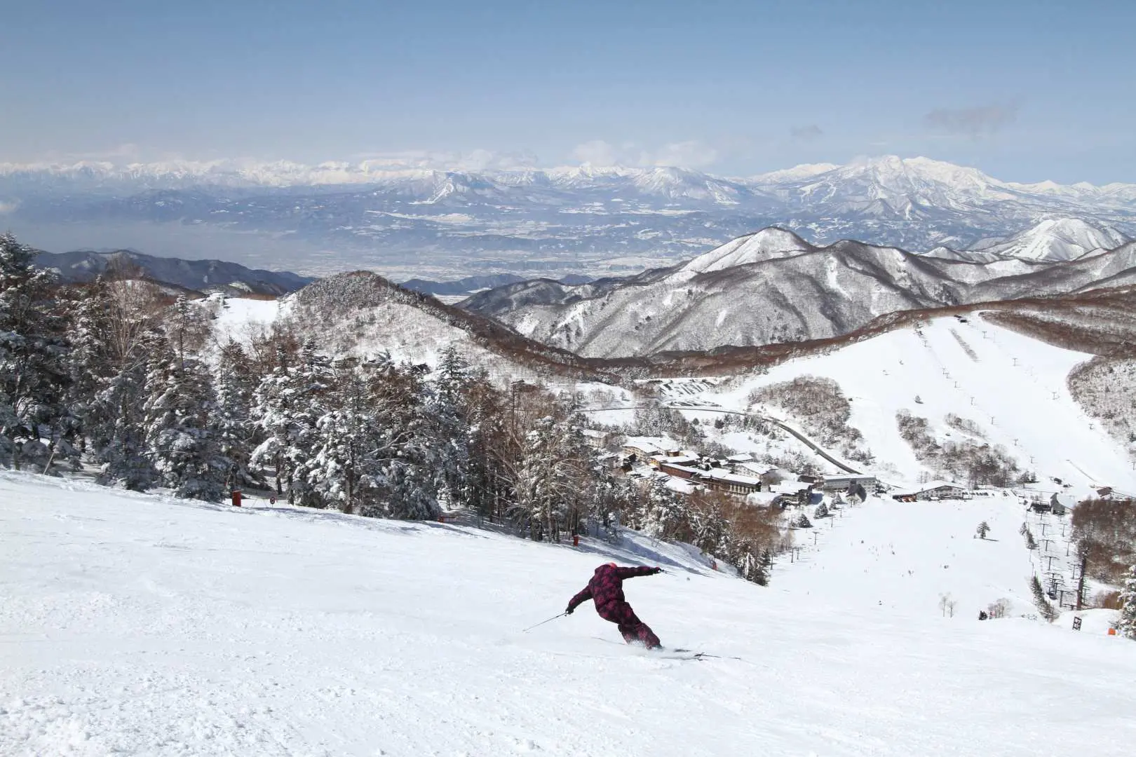 [Free time] Enjoy skiing and snowboarding