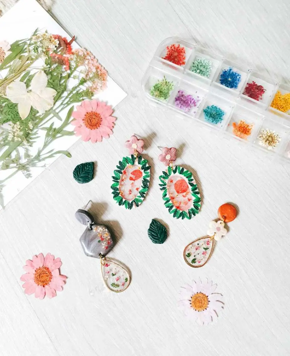 把至少一條專屬於您的吊飾帶回家