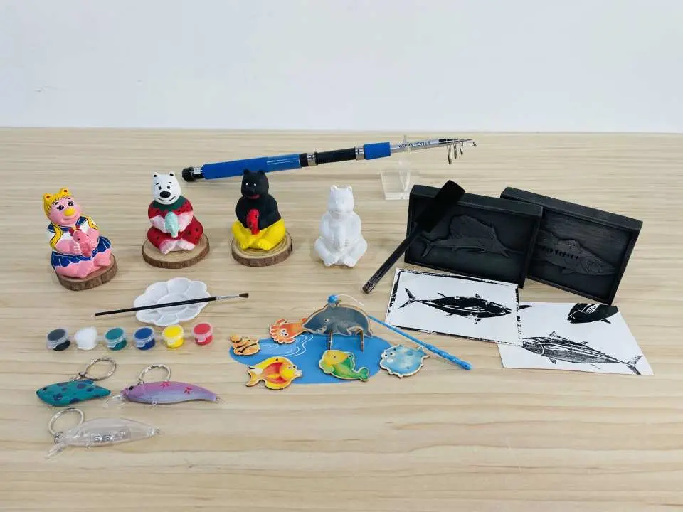 手作體驗 - 魚拓、彩繪釣魚樂、彩繪熊撲滿、彩繪路亞鑰匙圈、寶熊獨家釣竿組裝 DIY