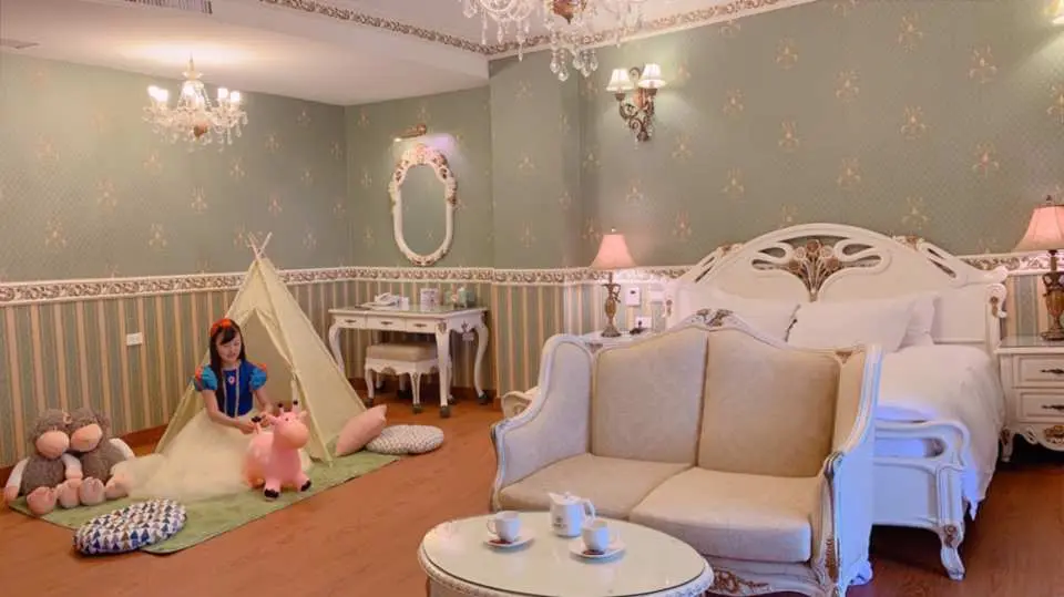 ▼ 歐洲庭園雙人房