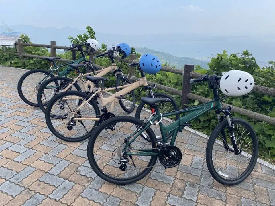 マウンテンバイクは初心者の方でも乗りやすいDAHON社のEspressoD24を使用（写真は参考です）
