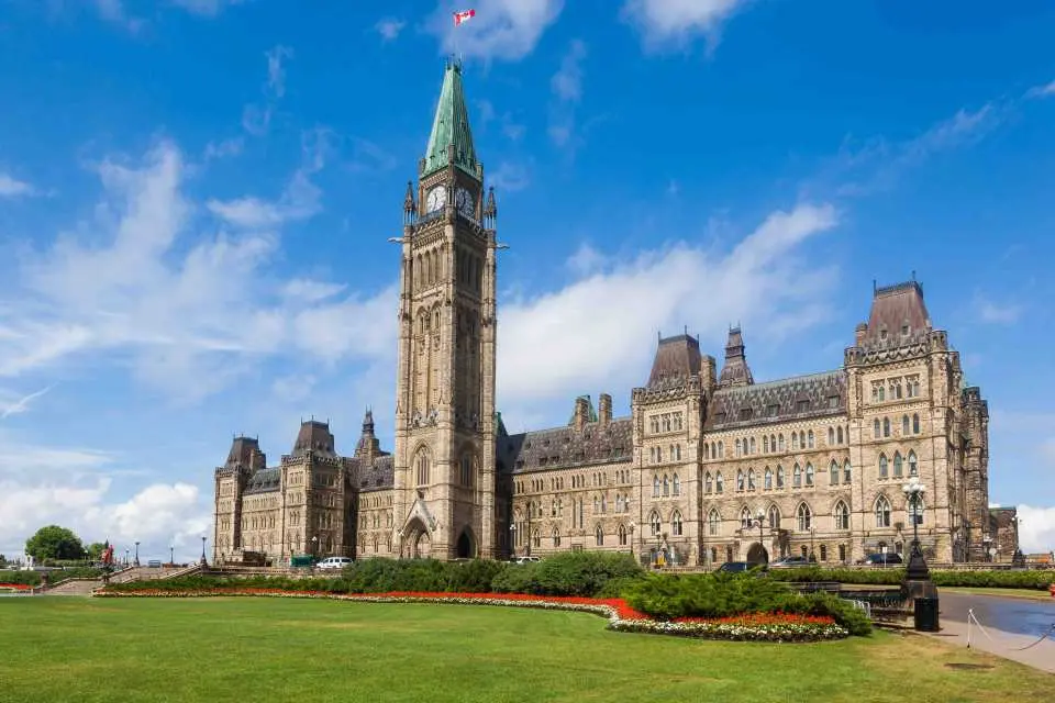 ブリティッシュコロンビア州議会議事堂 (The Parliament Buildings of British Columbia)