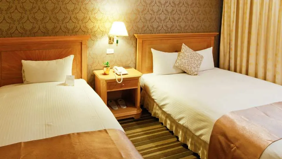 デラックス ダブルルームツインベッド