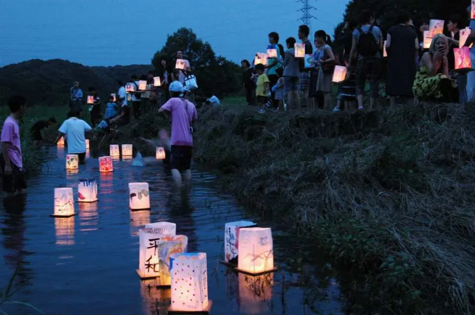 都幾川にてとうろう流し｜丸木美術館ひろしま忌