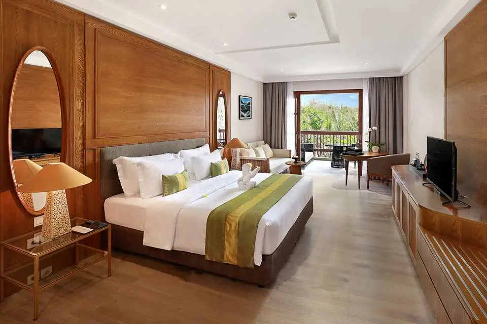 Stay in the Deluxe Room