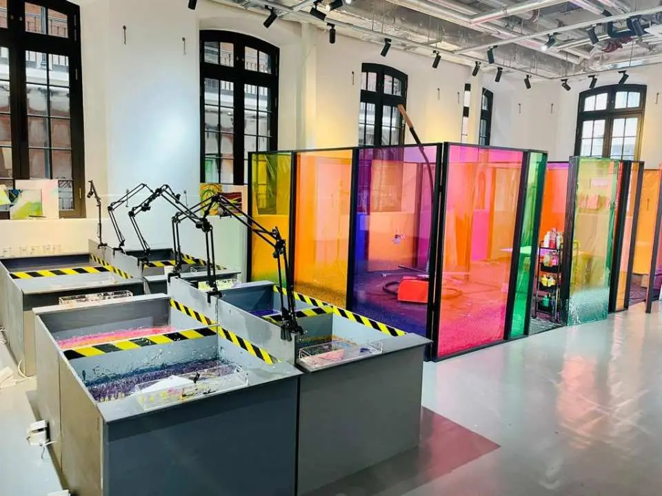 AURA ART THE ORBIT  -  Spin art Workshop