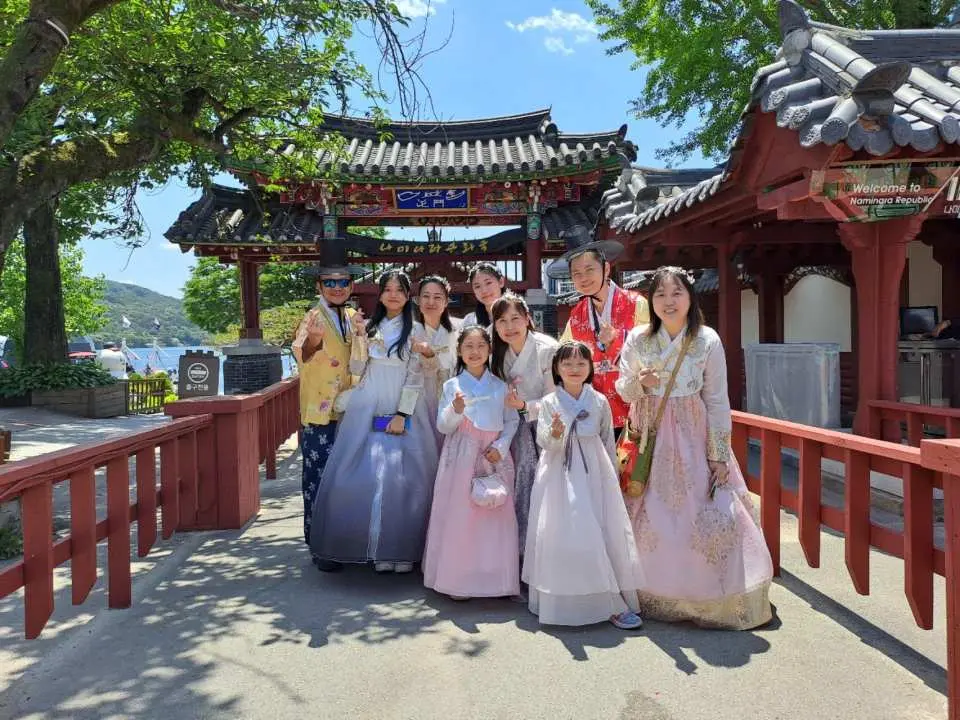 南怡島韓服體驗