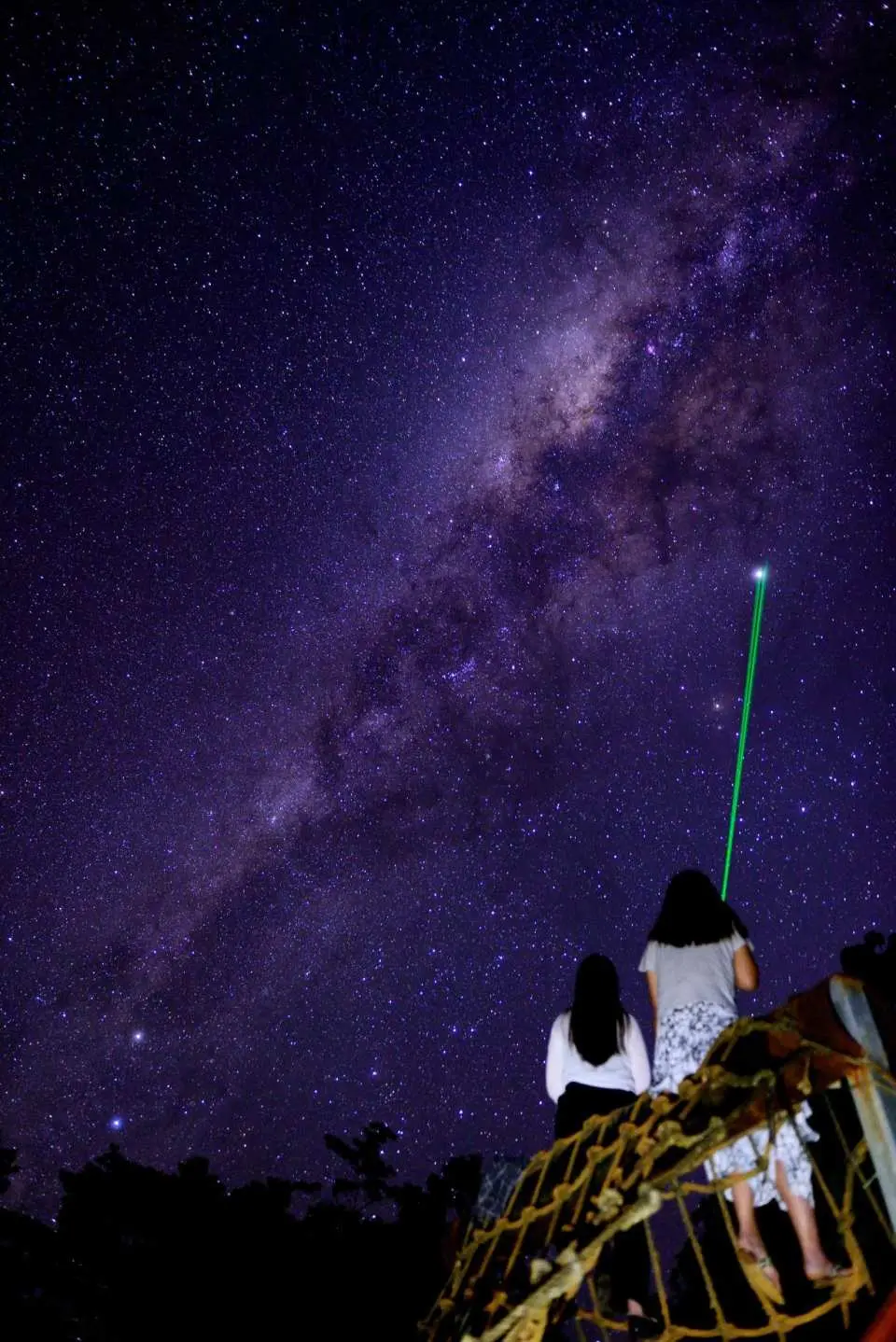 Looking up at the romantic starry sky, depending on the weather on the way back, you will have the opportunity to appreciate the dreamy Milky Way night sky covered in stars.