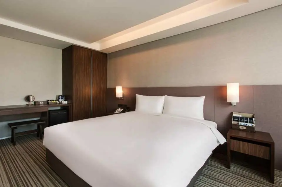 • Busan Yeongdo Adela Hotel • Standard Double Room
