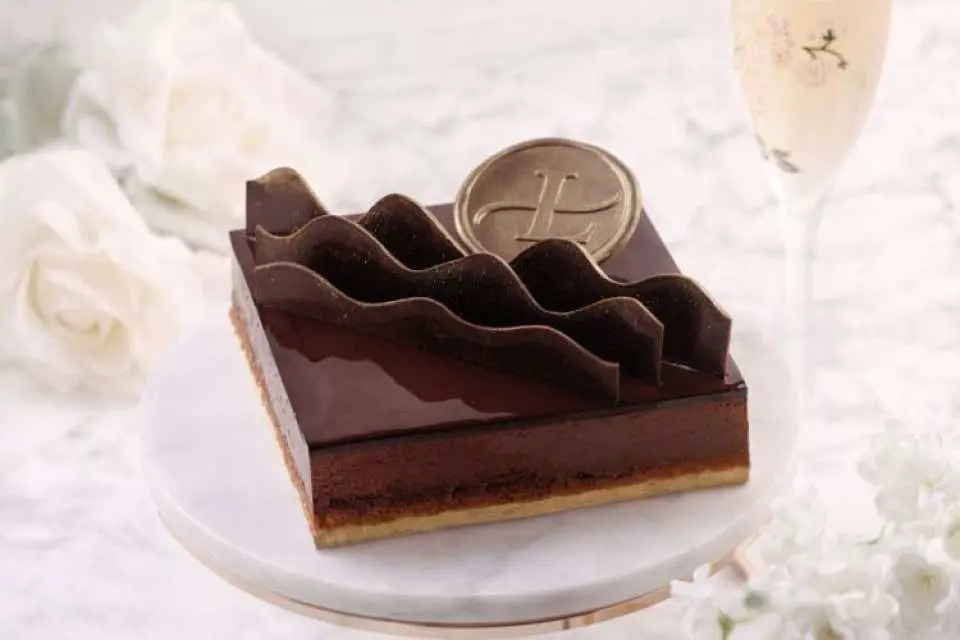 【Self Pick-Up Hotel Cakes】Signature Cakes and Mother's Day Cakes at the Langham's Palm Court | Hong Kong