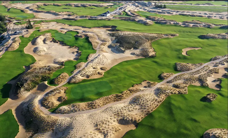 Ranked #15 in the Top 100 Golf Courses in Asia, Hoiana Shores Golf Club offers a one-of-a-kind links golf experience for all levels