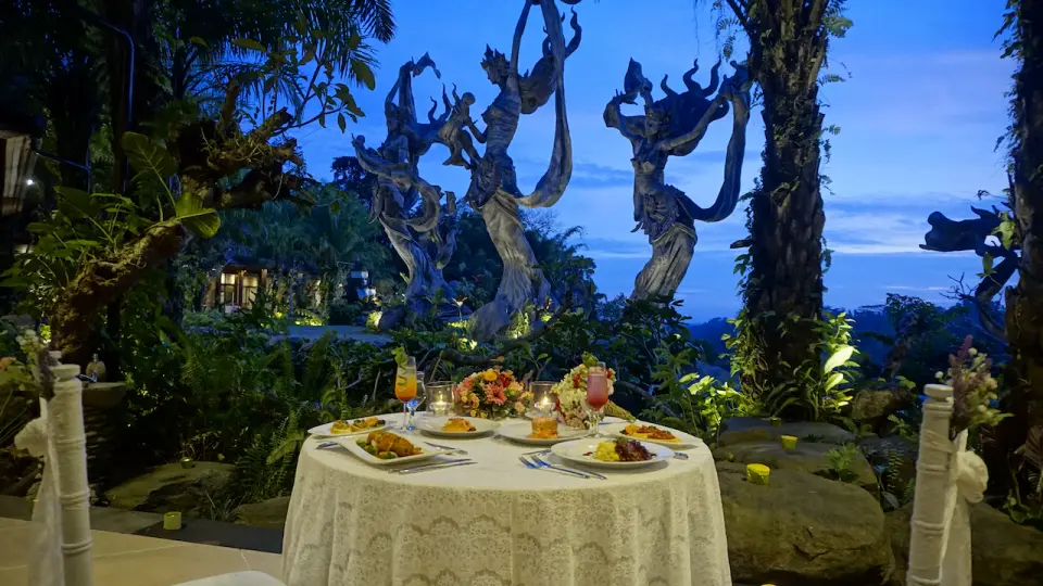 Create unforgettable memories with your loved ones in an ambiance that sets the stage for an intimate and enchanting evening
