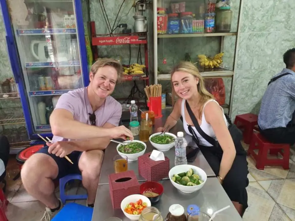 Stroll the streets and lively alleys of Hanoi to experience the delicious local food, culture, and the local lifestyle