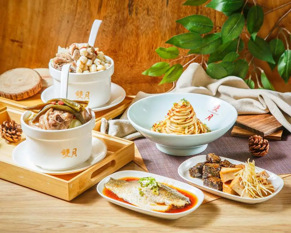 Shuangyue Food Co., Ltd. carefully selects local fresh ingredients from Taiwan, and has the advantage of direct delivery from the production area. It firmly captures the stomach and heart of customers with its natural and sweet deliciousness, and has been recommended by Michelin for seven consecutive years!