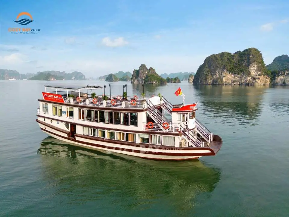 ー 遊輪介紹 ー Cozy Bay Boutique Cruise 有 9 間客艙，Cozy Bay Classic 有 11 間客艙